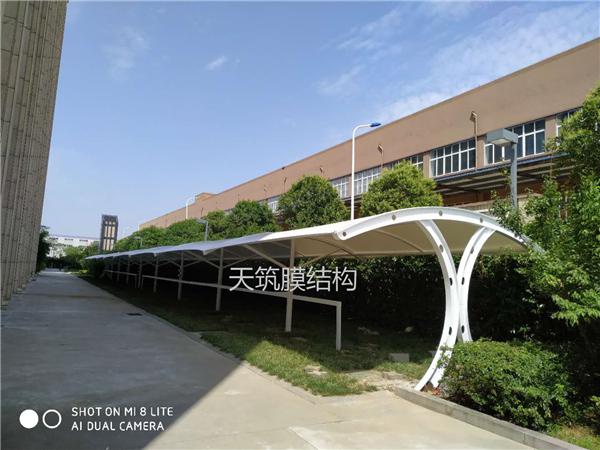 洛陽(yáng)創(chuàng)意產(chǎn)業(yè)園車(chē)棚